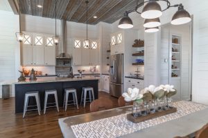 LaFollette Custom Homes